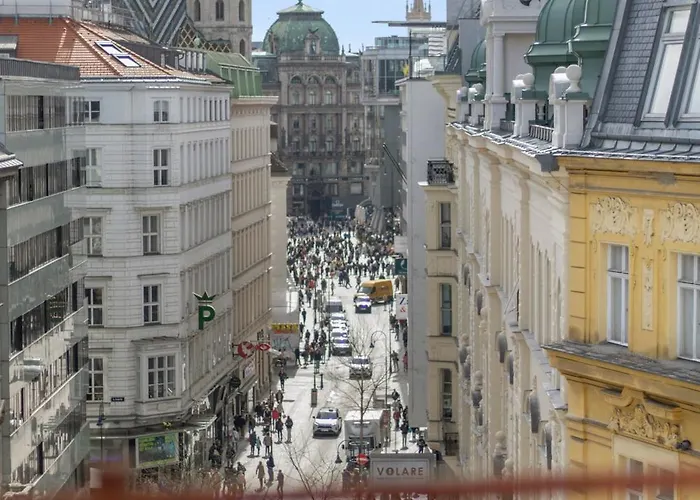 Διαμέρισμα 110 M2 Rooftop - St Stephen's Cathedral View *